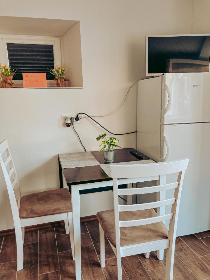 Apartments Ivanovic Idrija Exterior photo